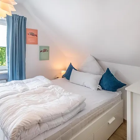 Gorgeous In Hasselberg With Kitchen Apartment *